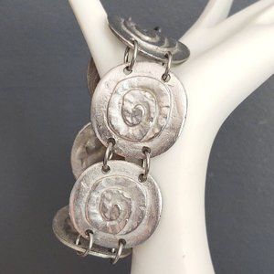 Arty silver disk link bracelet